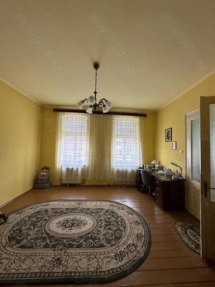 Casa de vanzare in centrul ora?ului Ora?tie - 8