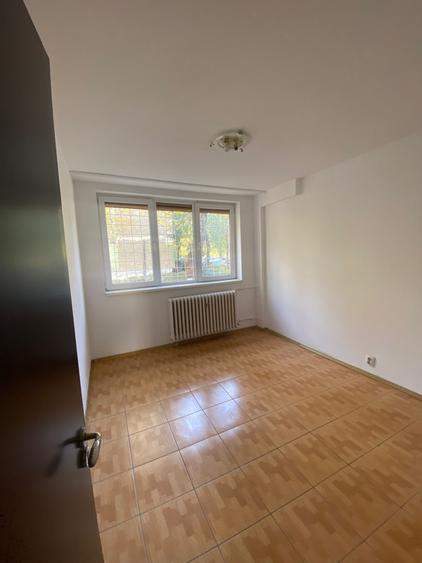 4 camere | Complex Apusului | parter inalt | bloc anvelopat | Luminos - 16