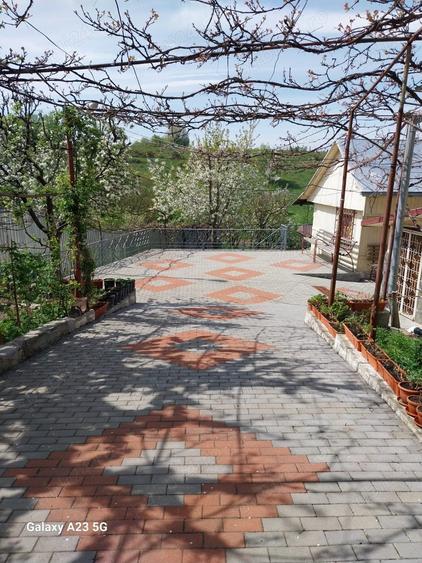 Vand casa +garaj+teren - 4