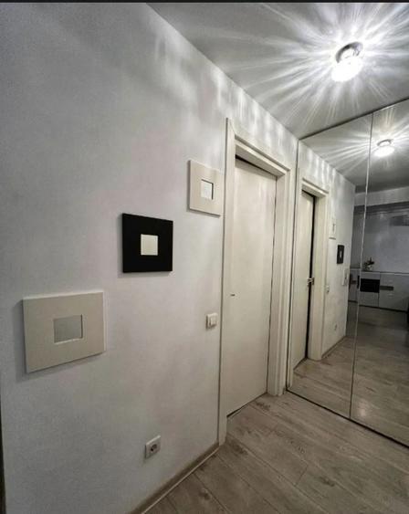 Apartament cu 2 camere decomandat, mobilat în Băneasa
