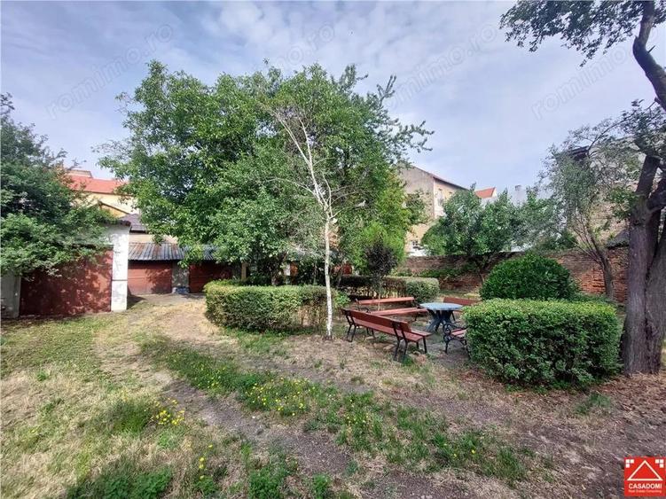 Apartament ultracentral cu 2 garaje - 15