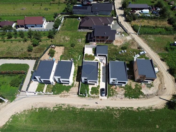 Casă moderne cu 4 camere de vânzare in SASAR / 5 ari teren / utilitati - 15