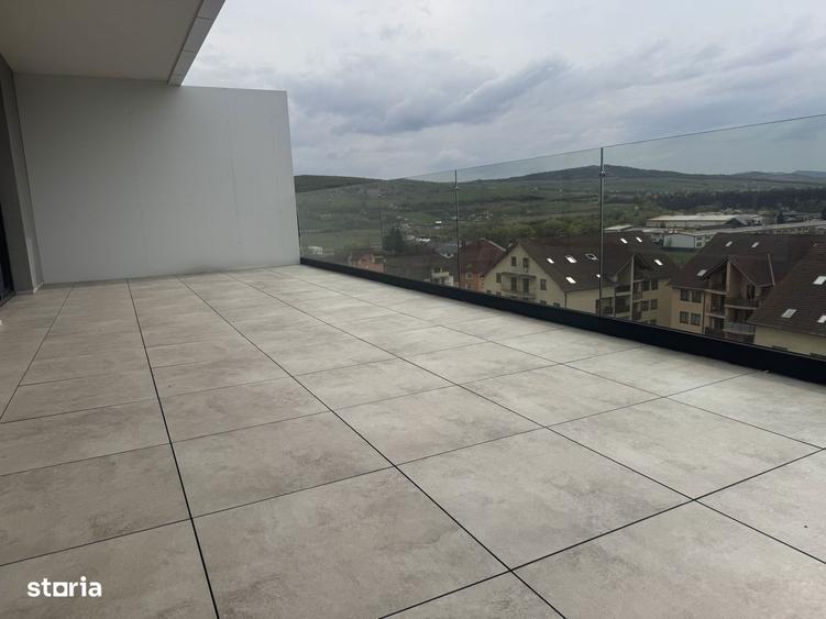 Penthouse premium de inchiriat - 1