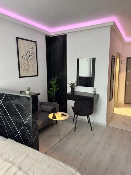 Modern Luxury Studio LED Ambient Design Premium - 8