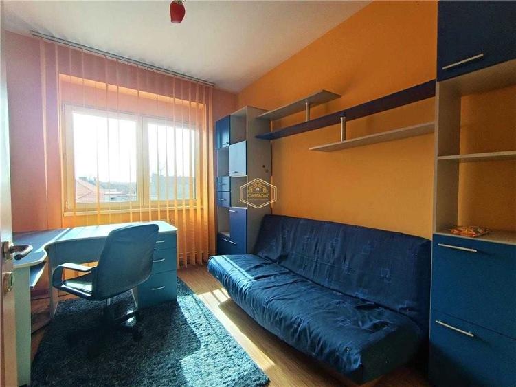 Chirie apartament central 3 camere - 2