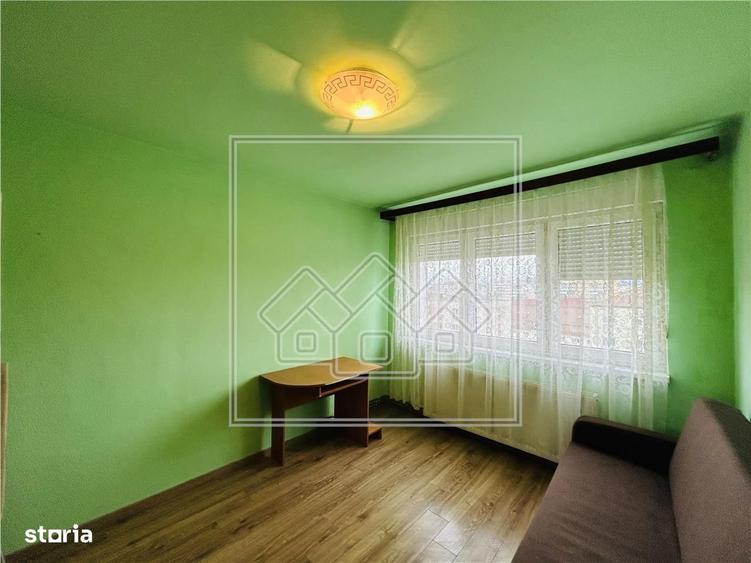 Apartament decomandat, 2 camere, balcon - M. Viteazu - 9