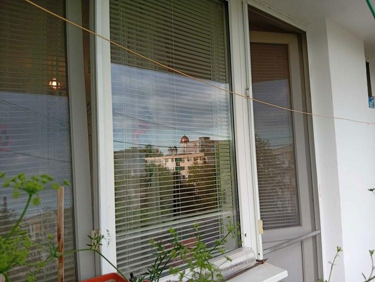 vanzare apartament - 1