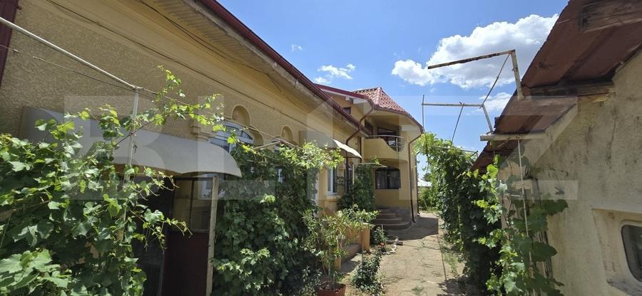 Gospodarie completa, ideala pentru familie, in zona Carcea - Primarie - 3