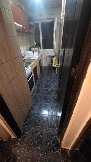 2 camere semidecomandat Zona  KM 4/5 - 8