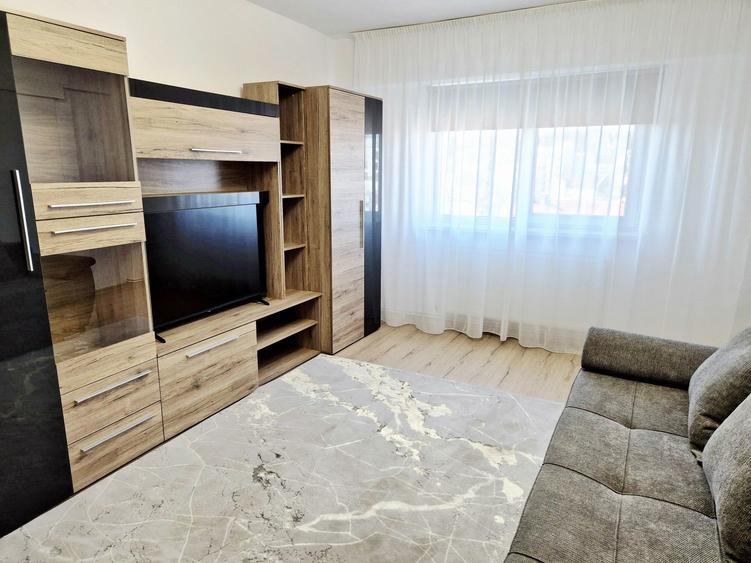 Inchiriez apartament - 1