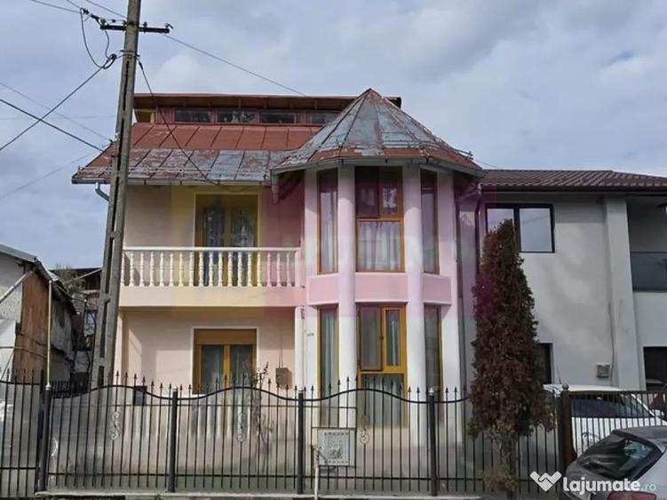 Casa de vanzare cu 3 camere in Poiana Campina - 3