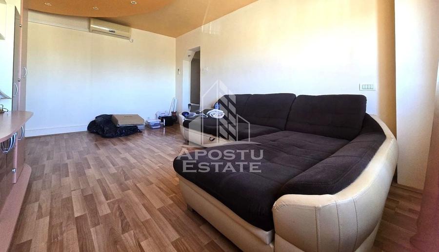 Apartament decomandat 3 camere, zona Miorita - 7