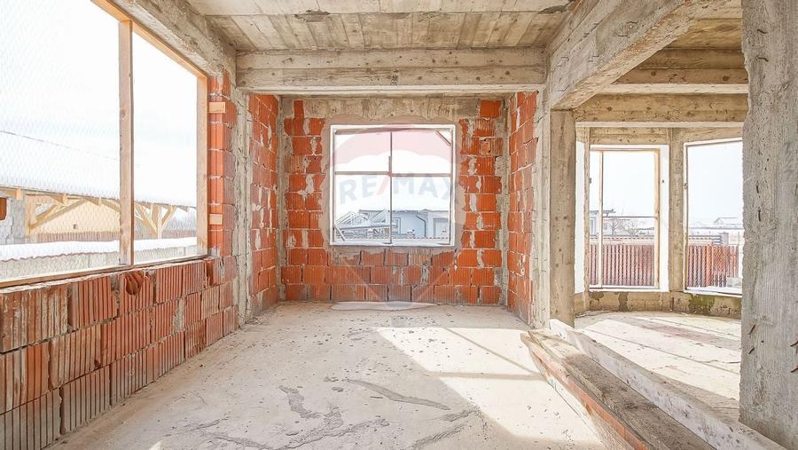 COMISION 0%| Casă individuală | 2 garaje | 192 mp utili | 847 mp teren - 30