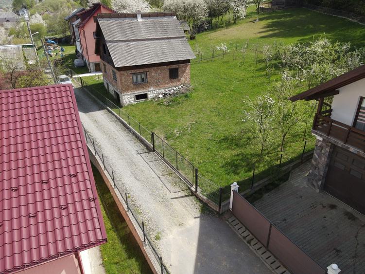 Casa la rosu + teren Borsa MM - 3