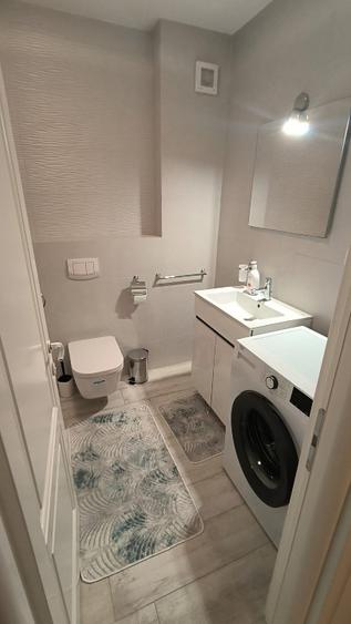 Proprietar închiriez ap 2 cam bloc nou  - 7