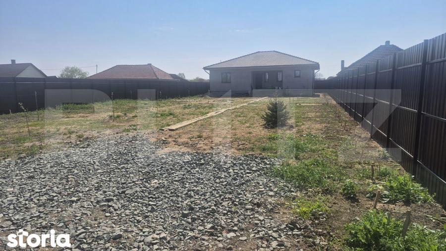 Casa 3 camere de vanzare, 120 mp, teren 950 mp, Balta Blonda - 2