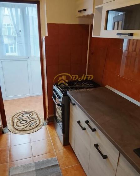 Apartament 2 camere decomandat in Podul de Fier - 8