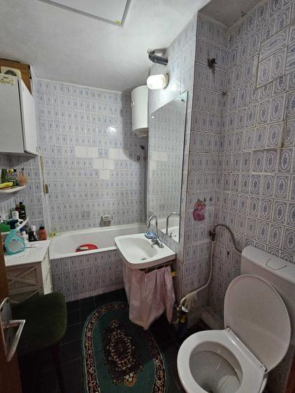 Apartament cu 4 camere decomandat, mobilat în Ultracentral