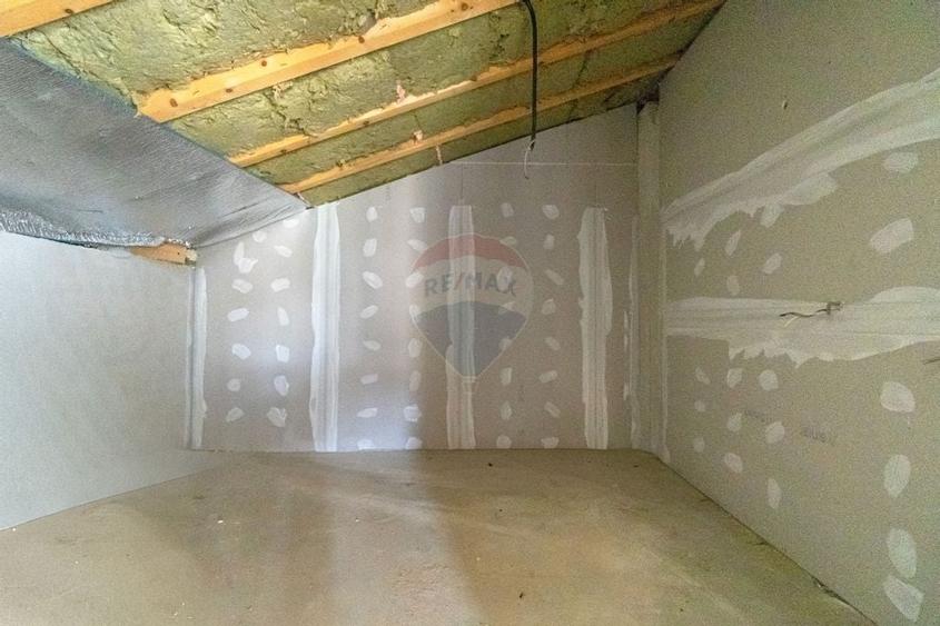 COMISION 0% | CASA 5 CAMERE| DE VANZARE|800MP TEREN| TOATE UTILITATILE - 24