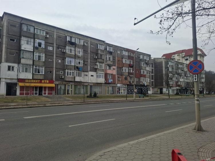 Pers fizica,inchiriez garsoniera, 25 mp , bld Poitiers, Siraj - 4