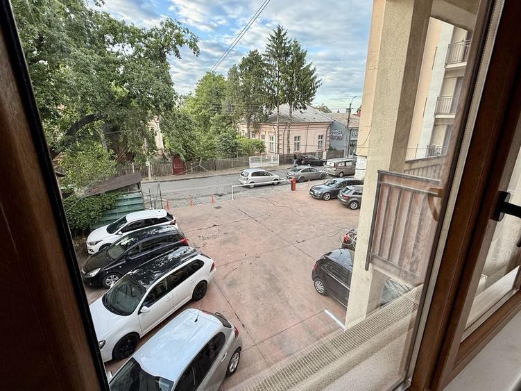 Inchiriez aparatment de 3 camere ultracentral! - 3
