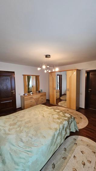 Casa individuala 11 incaperi | Zona Iancu Nicolae - Privighetorilor | Teren 627 - 19