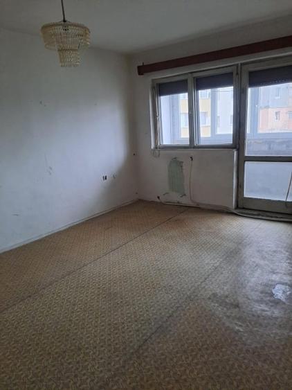 Apartament, Alba Iulia, zona Ampoi 2 - 1