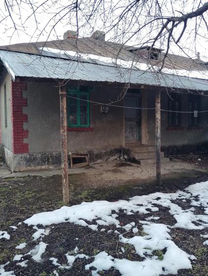 Casa de vanzare (fosta locuin?a de serviciu C.F.R.) - 3