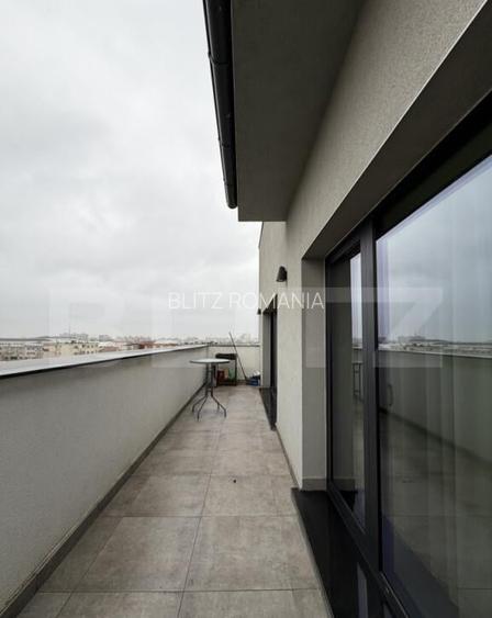 Apartament tip penthouse, 2 camere decomandate, terase panor