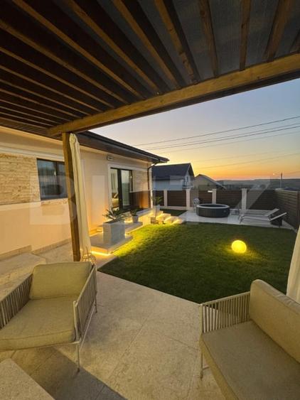 Vila de lux cu 4 camere in Cornesti - 1