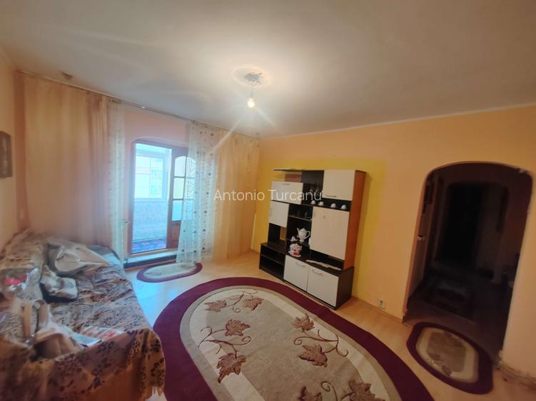 Apartament.3 camere Mircea cel Batran!