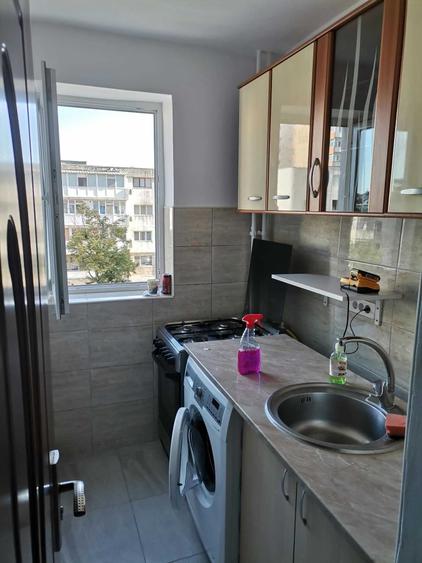 Apartament cu 2 camere semidecomandat în Unirii Nord