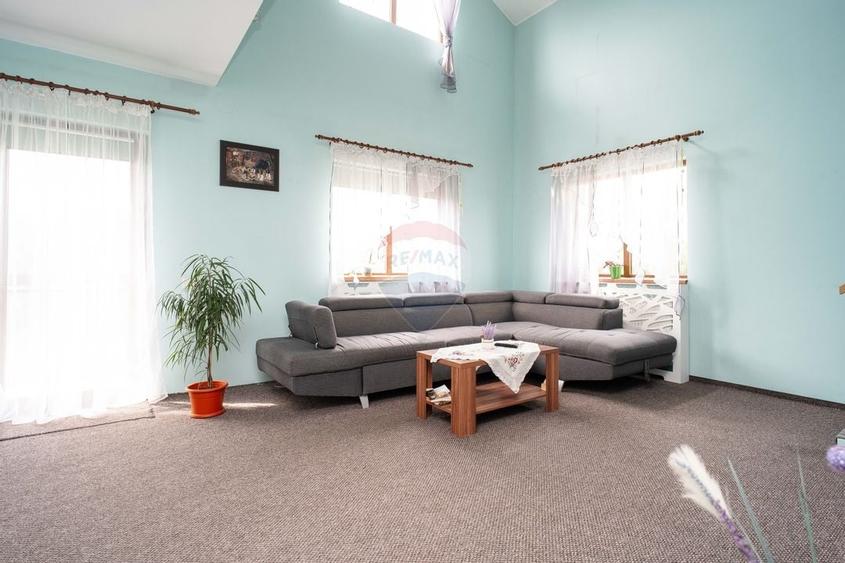 Casa/Vila eleganta 5 Camere, Teren 900mp - Hlincea, Iasi - 0% Comision - 2