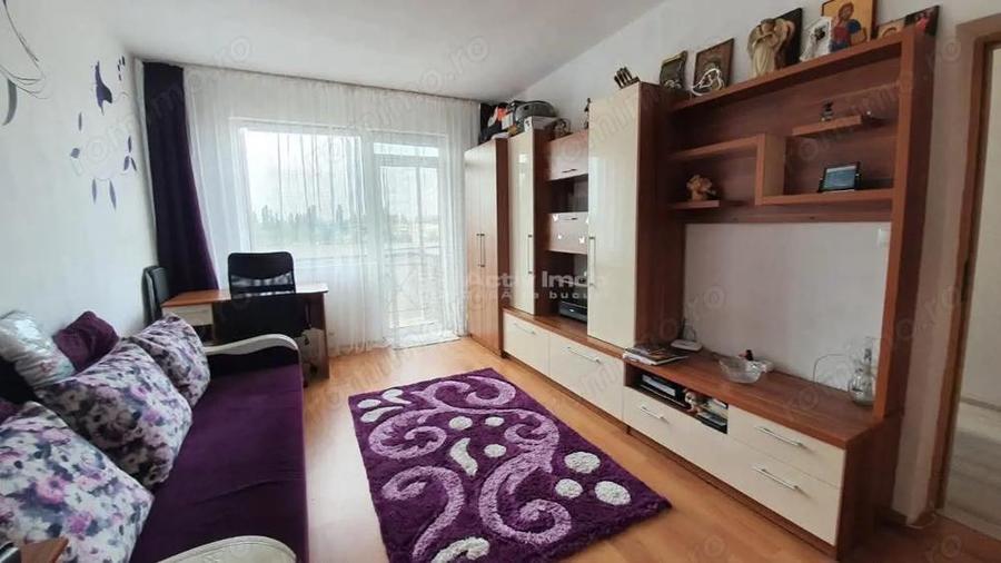 Apartament cu o camera - etaj 3 - balcon - parcare - 10