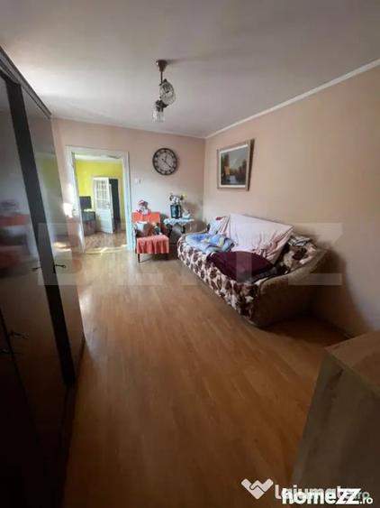 Casă cu 4 camere cu Teren 100 Mp în Central