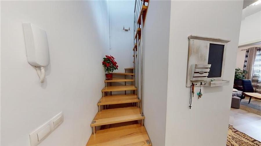 Pe 2 niveluri, Penthouse modern la bulevard, parcare si boxa, Tractorul  Nou, Br - 9