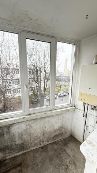 DECEBAL 2camere decomandate, clasic, etaj2! - 5