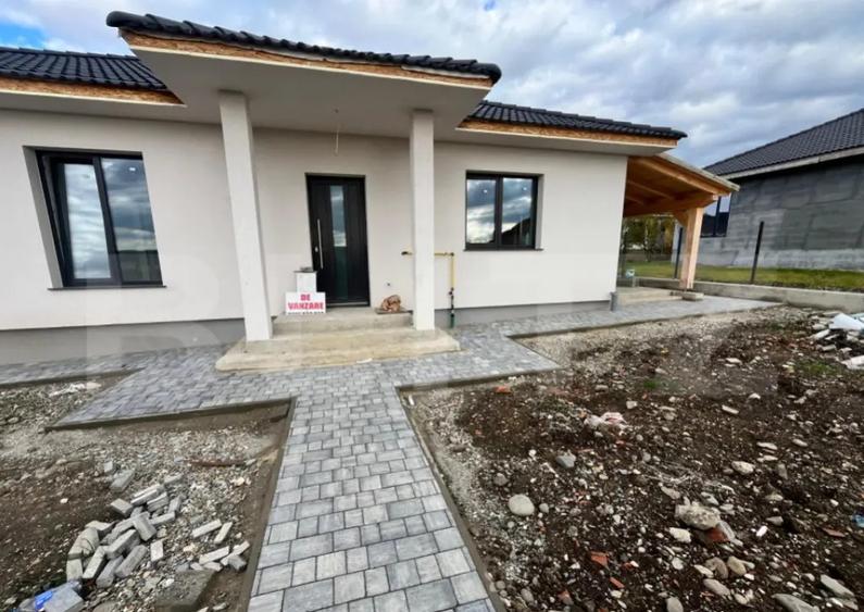 Casa individuala cu 5 ari teren, semifinisata, zona Aerodrom - 7