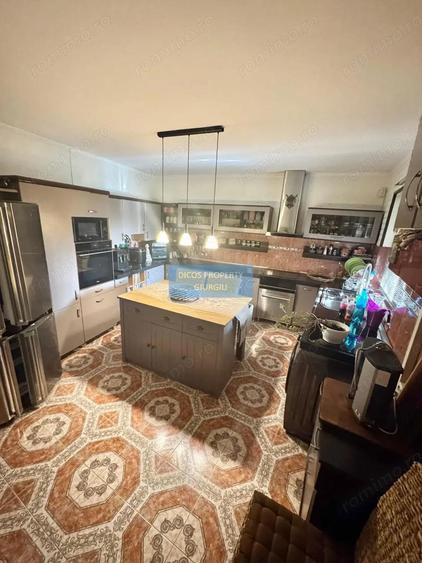 Casa de vanzare pe strada Tudor Vladimirescu - 19