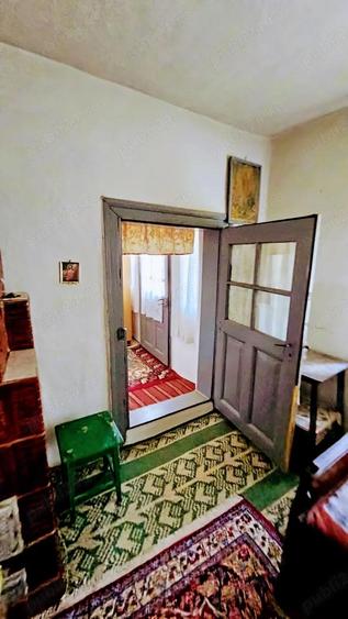 Vand casa la curte comuna Ulmu, judet Calrarasi la 200 m de lac! - 1