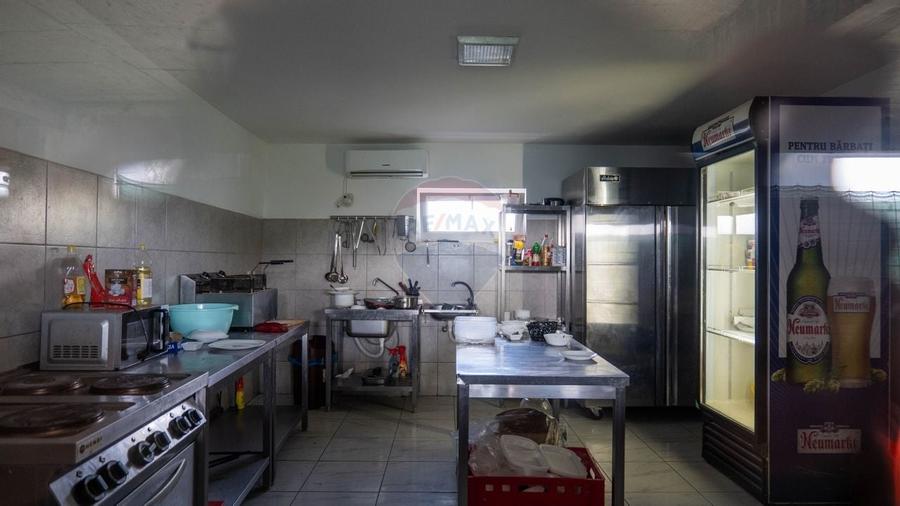 Vanzare restaurant cu  terasa si teren intravilan liber/ Salcuta-Titu - 6