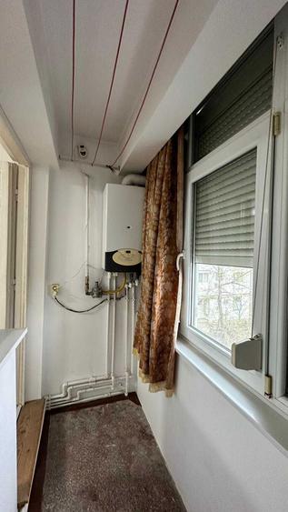 Apartament 2 camere decomandat - 1