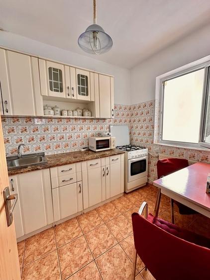 Apartament cu 3 camere in zona Dristor- Vitan - 8