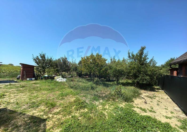 Casa de Vanzare in Zona Linistita sau Schimb cu Apartamen... - 9