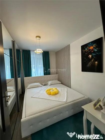 Apartament cu 3 camere decomandat în Sud