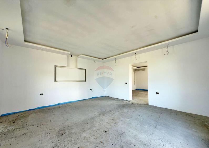 Casa cu 2 camere de vanzare loc. Frumu?eni, jud. Arad - 15