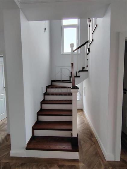 Duplex deosebit - asfalt - toate utilitatile - 9