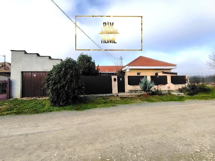 Casa cu teren generos, Castelu Constanta - 1