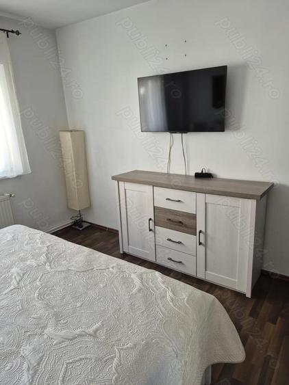 Inchiriez apartament 3 camere, 2 bai, cartier Florilor, zona ITC - 10