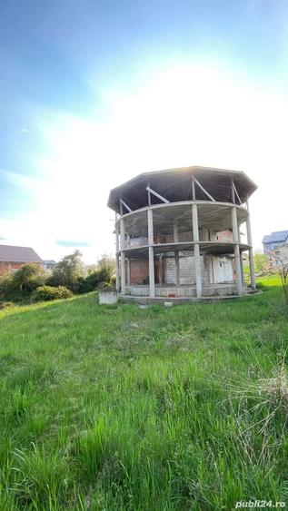 Vand casa la ro?u in Valenii de Munte - 4